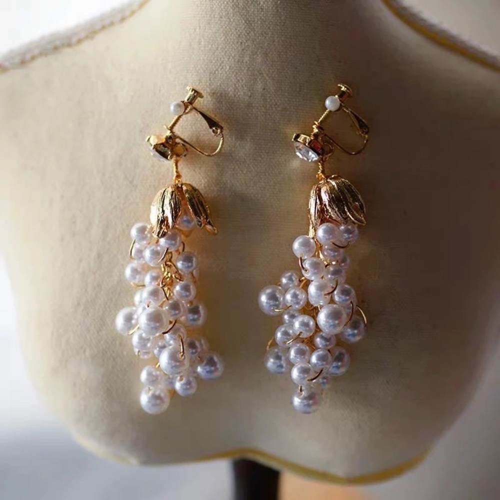 Bohemian Cascade Champagne Grape Pearl Crystal Gold Clip Earrings